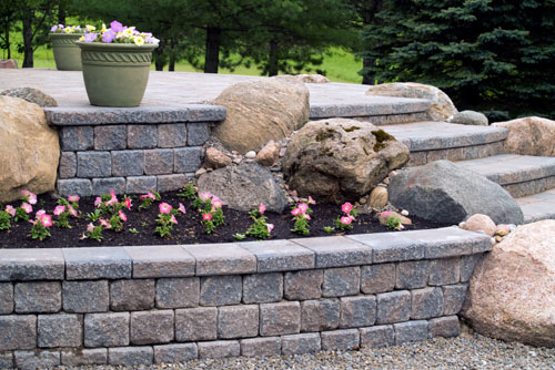 10% OFF Boulder & Retaining Walls at Nate's Outdoor Services