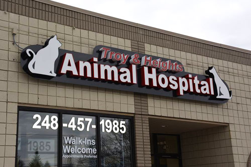 Troy & Heights Animal Hospital in Troy, MI | SaveOn