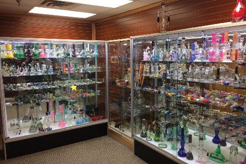 20% OFF Ashtrays, Detox or Bong Cleaners at Luv 2 Smoke